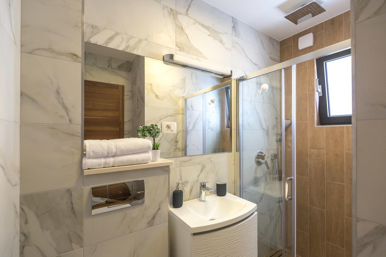 Lux Apartments Petar Baška Voda Eksteriør bilde